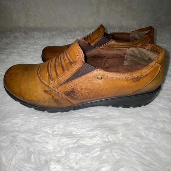 Brand New Condition Easy Street distressed leather upper mules sz 10 - Picture 2 of 5